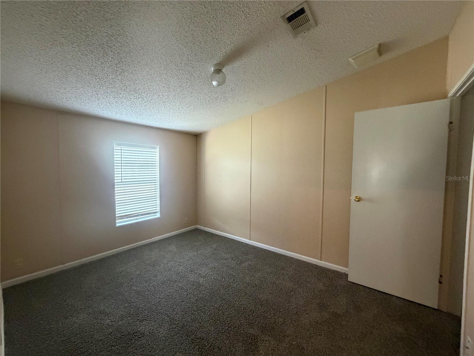 Image 19 of 24 For 12703 Lovers Lane