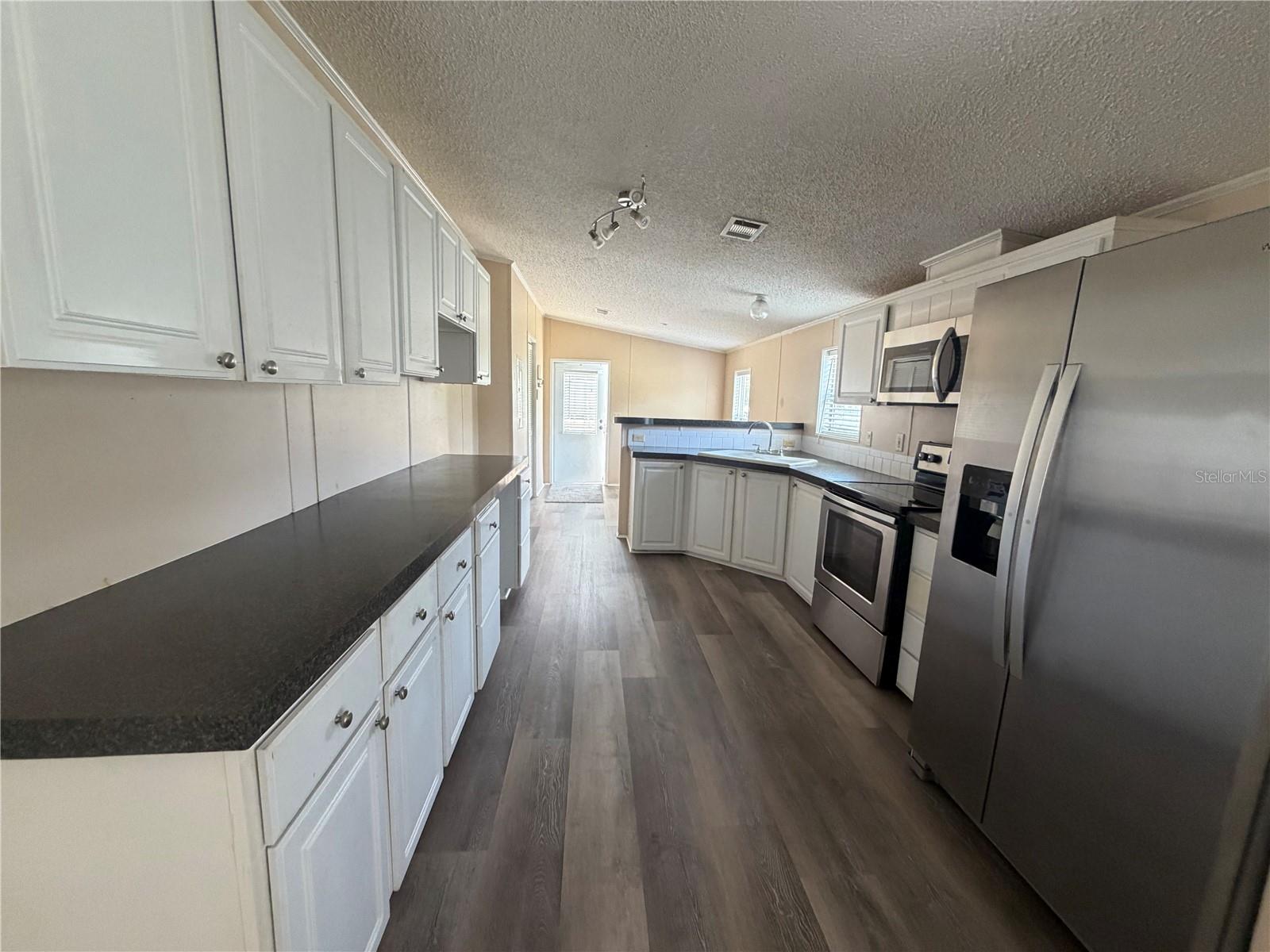 Image 4 of 24 For 12703 Lovers Lane