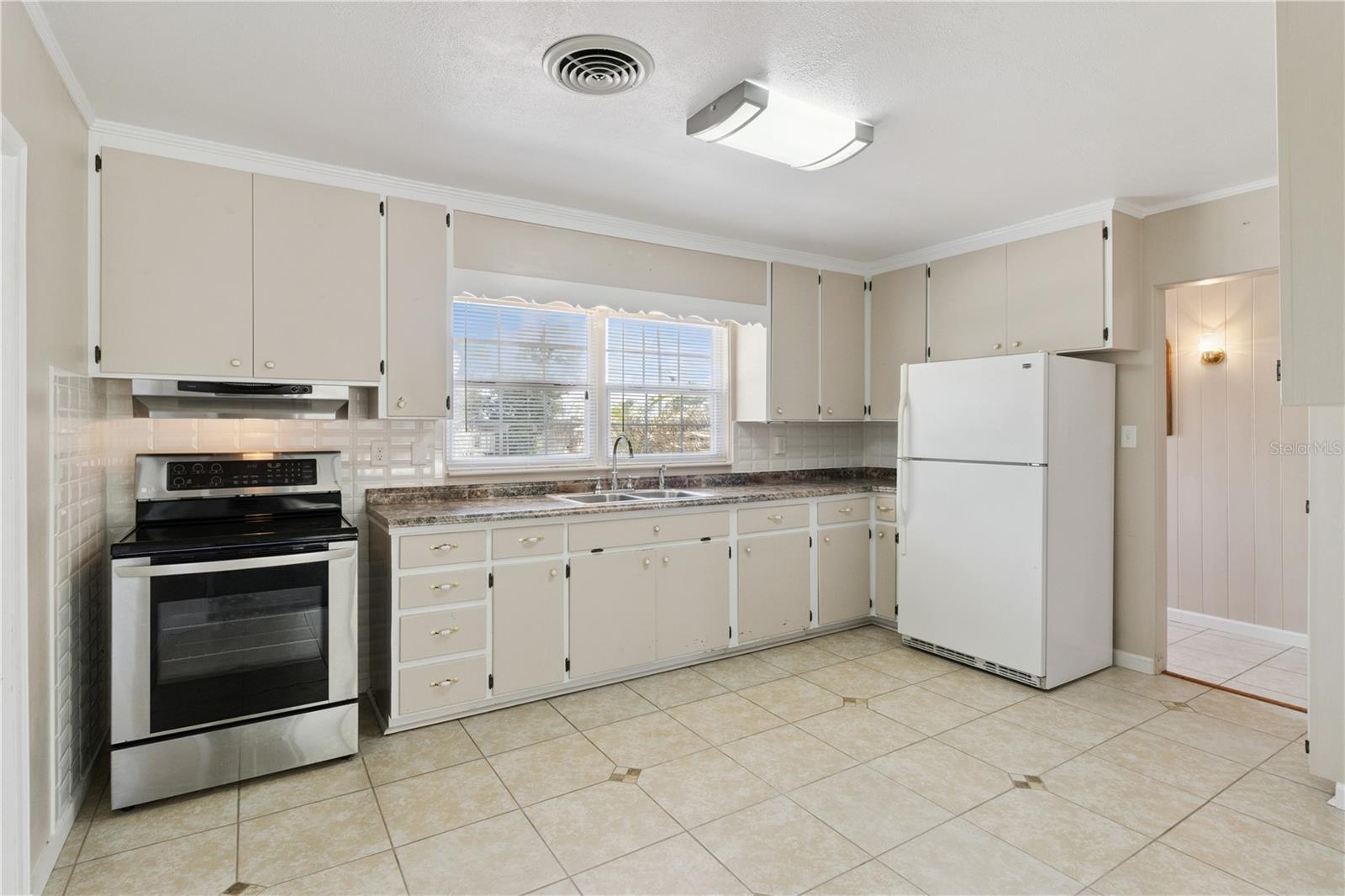 Image 16 of 58 For 235 Ridge Manor Drive