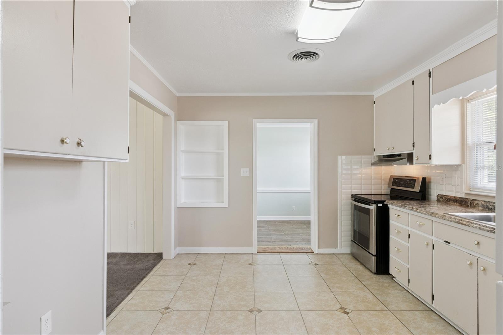 Image 17 of 58 For 235 Ridge Manor Drive