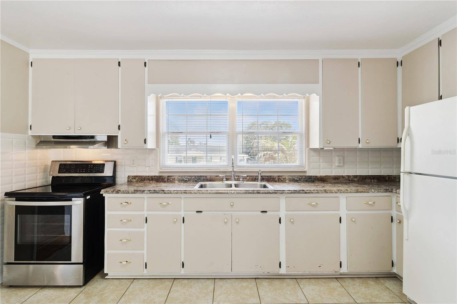 Image 18 of 58 For 235 Ridge Manor Drive