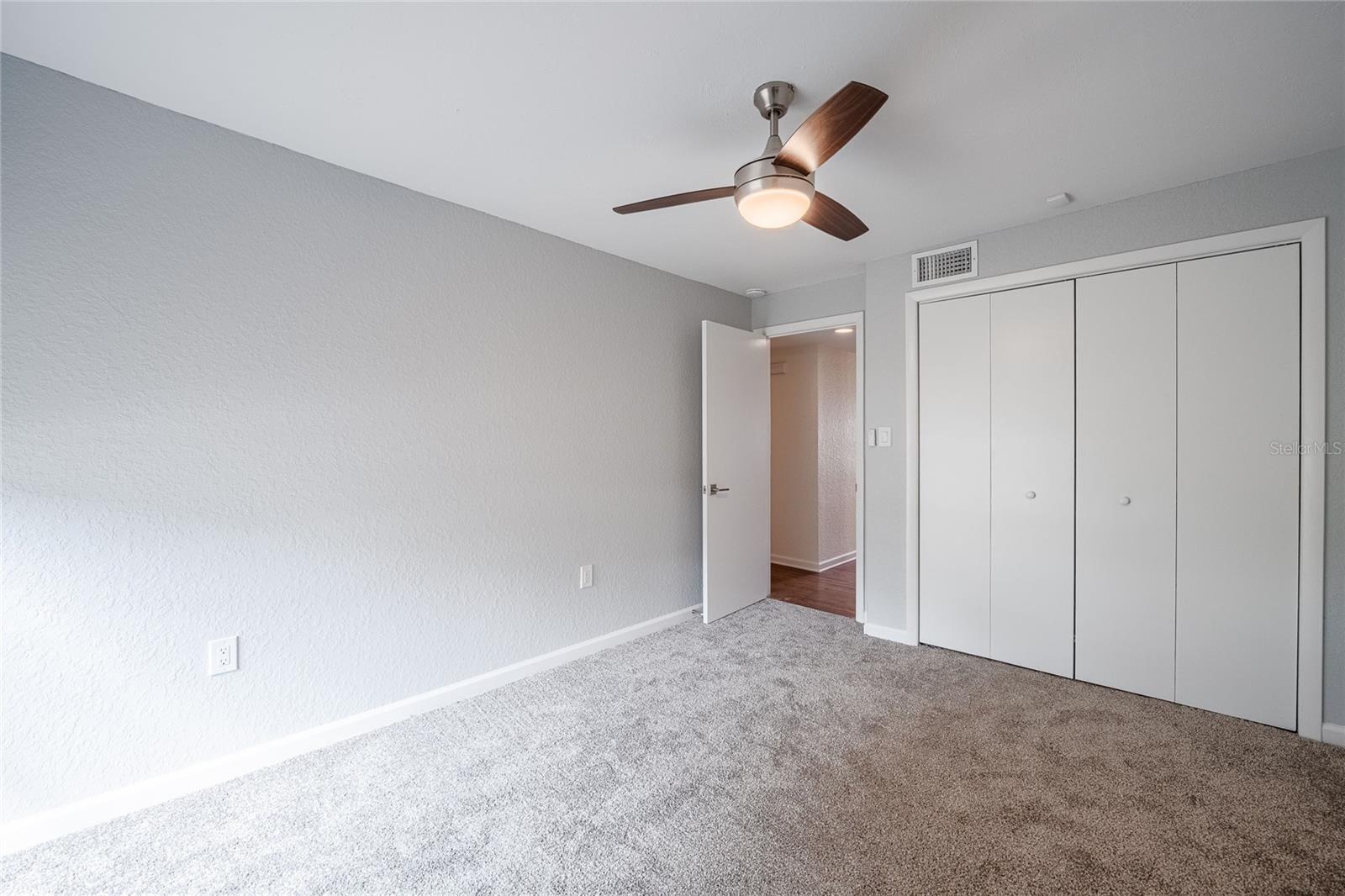 Image 36 of 80 For 7 Lake Hollingsworth Drive