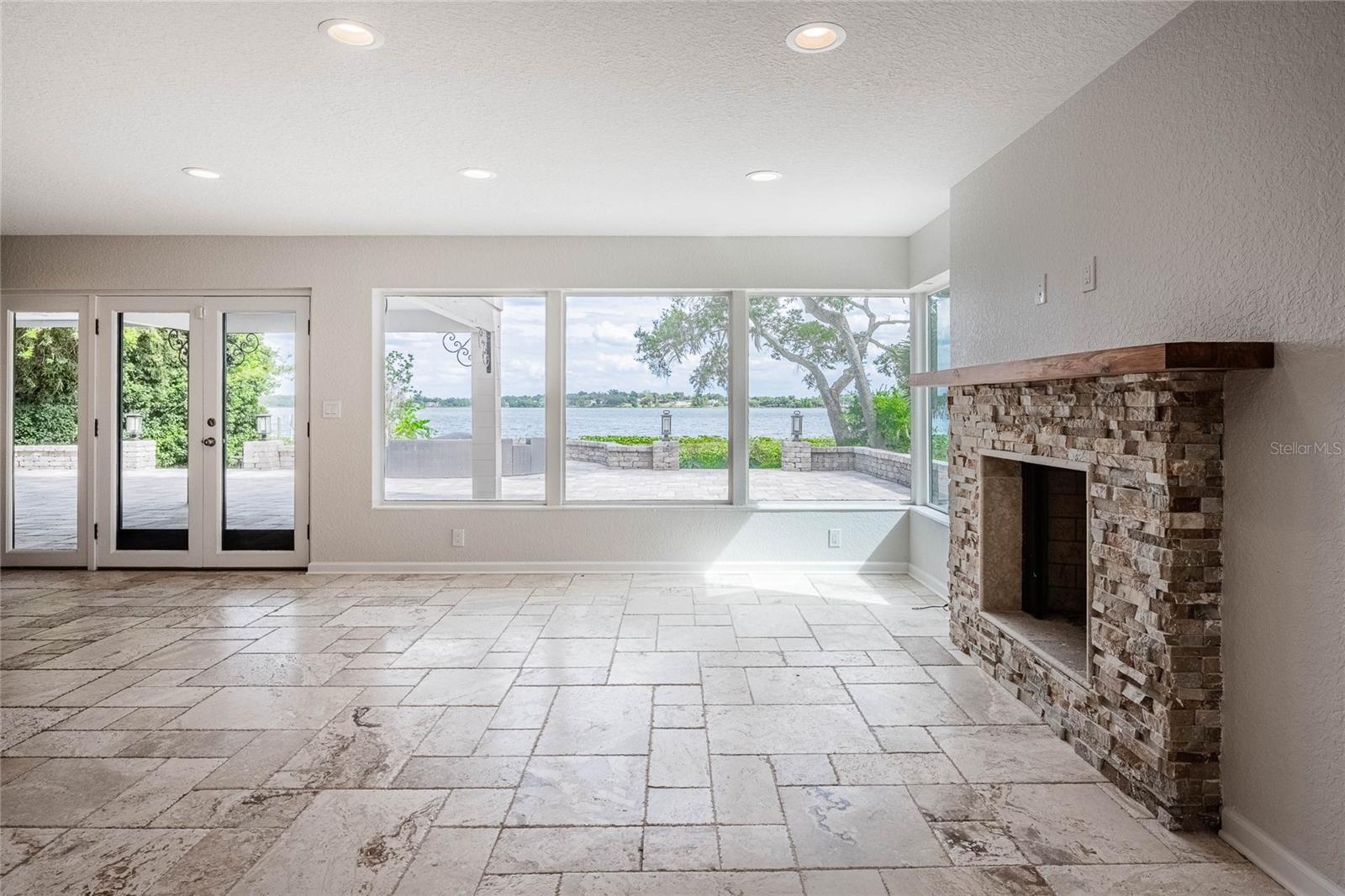 Image 41 of 80 For 7 Lake Hollingsworth Drive
