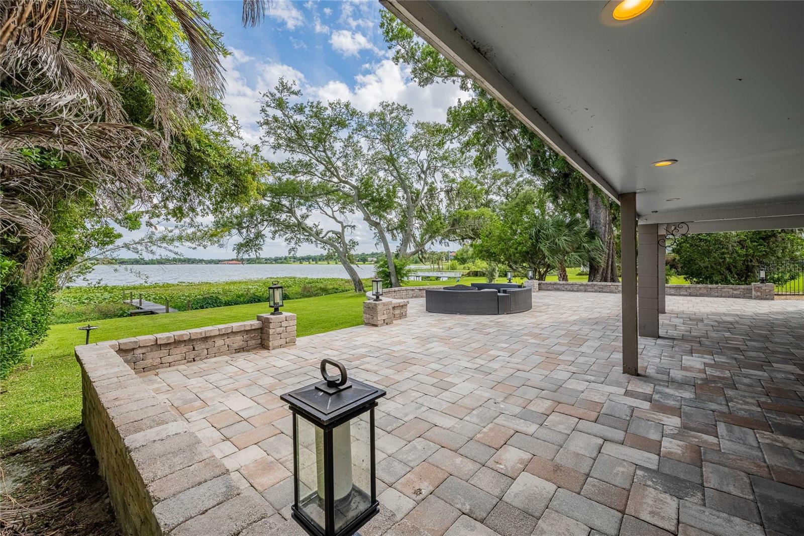 Image 59 of 80 For 7 Lake Hollingsworth Drive