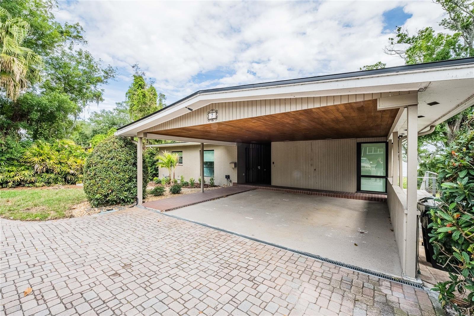 Image 75 of 80 For 7 Lake Hollingsworth Drive