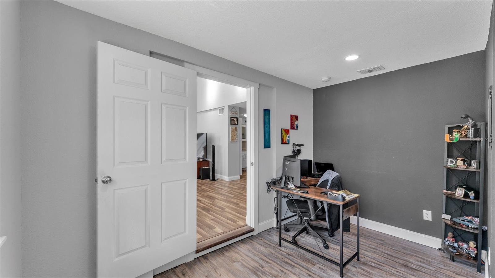 Image 26 of 39 For 728 Belmar Street