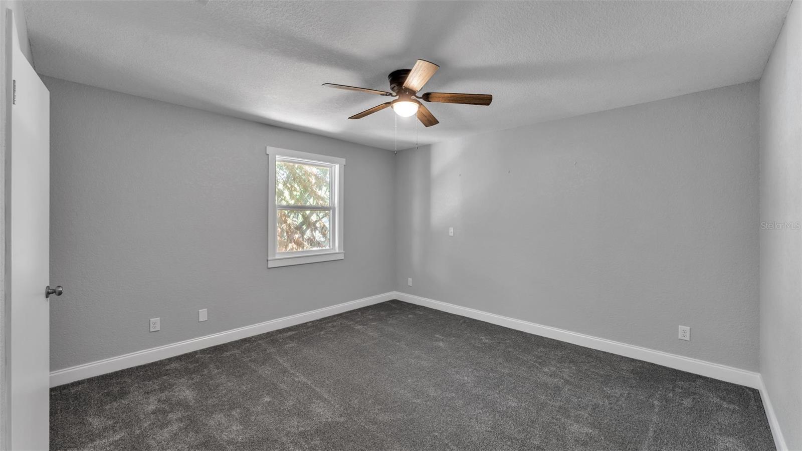 Image 31 of 39 For 728 Belmar Street
