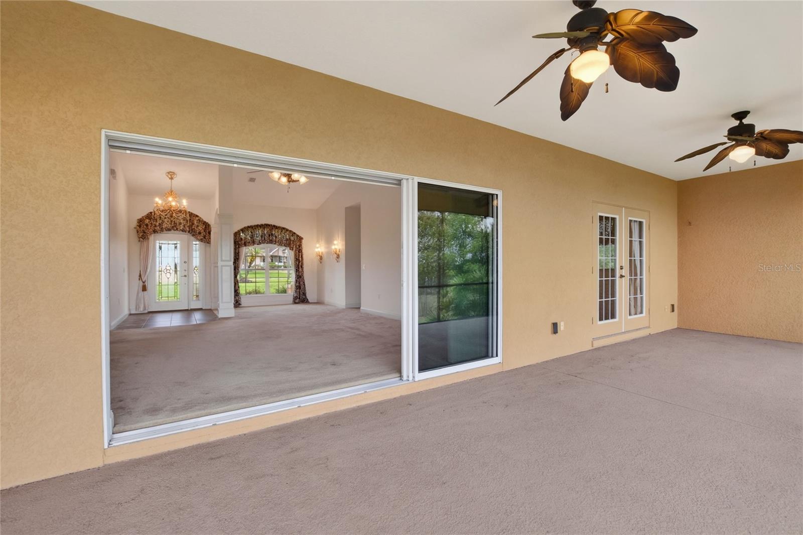 Listing photo id 29 for 761 Country Walk Cove
