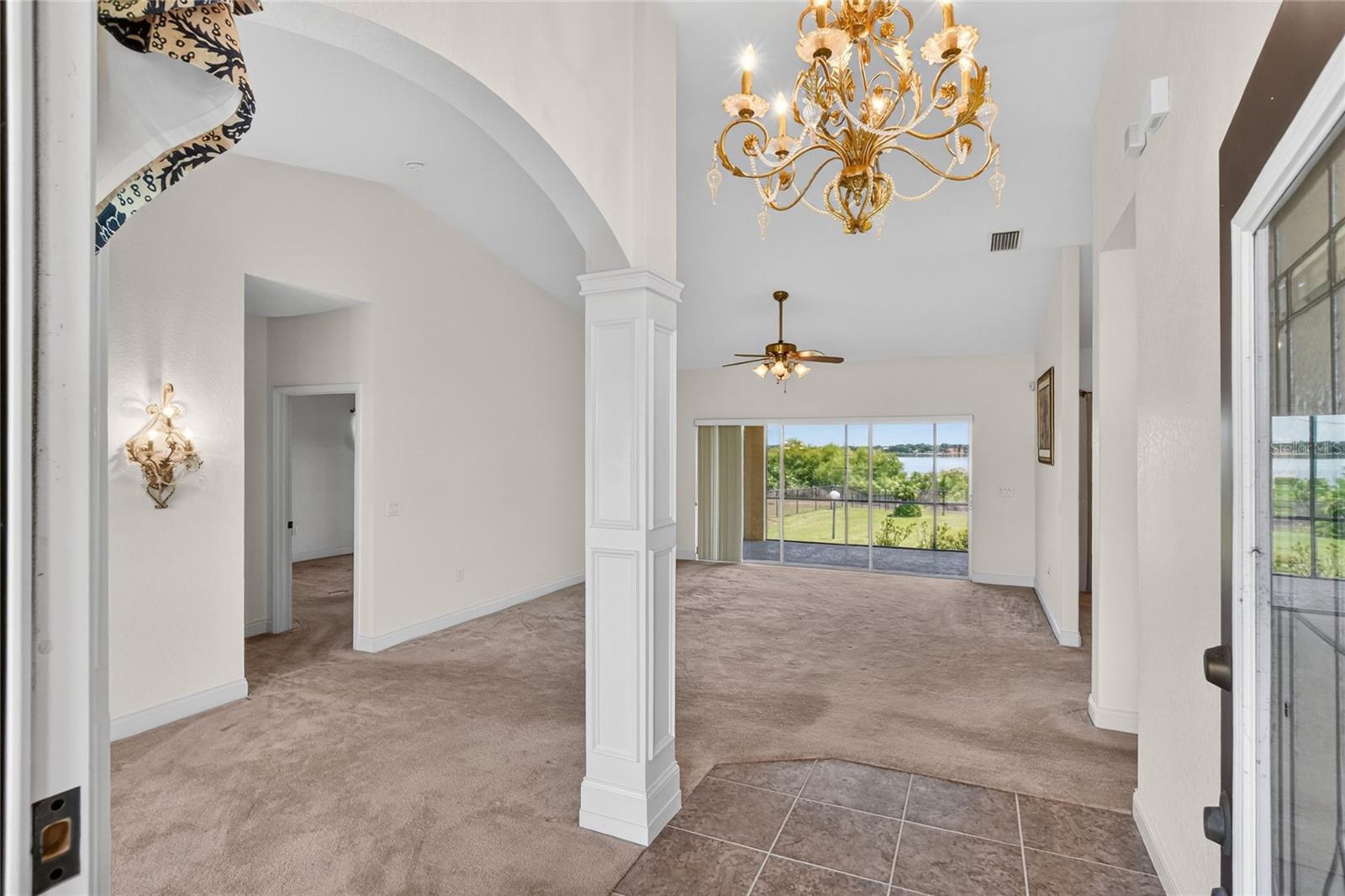Listing photo id 2 for 761 Country Walk Cove