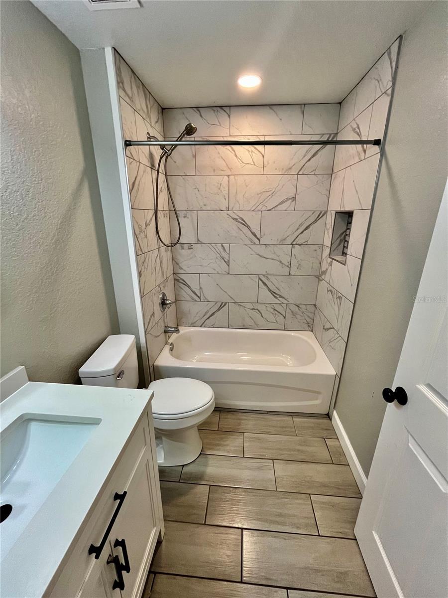 Image 13 of 15 For 1705 3rd Street Nw A