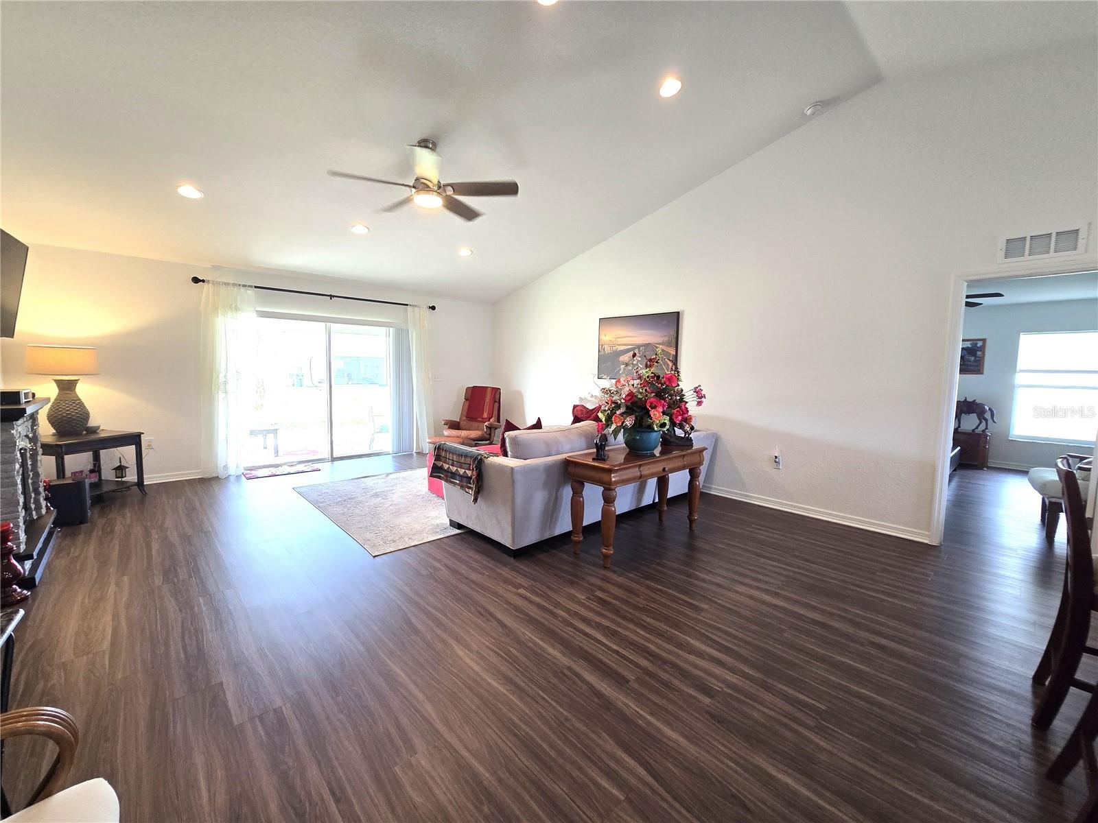 Image 5 of 37 For 4823 San Ignacio Drive