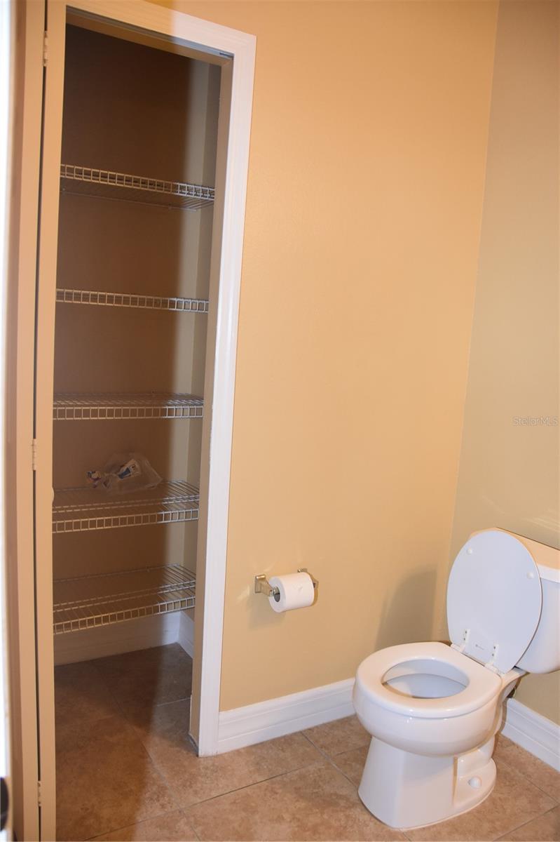 Image 11 of 54 For 2274 Geneva Drive