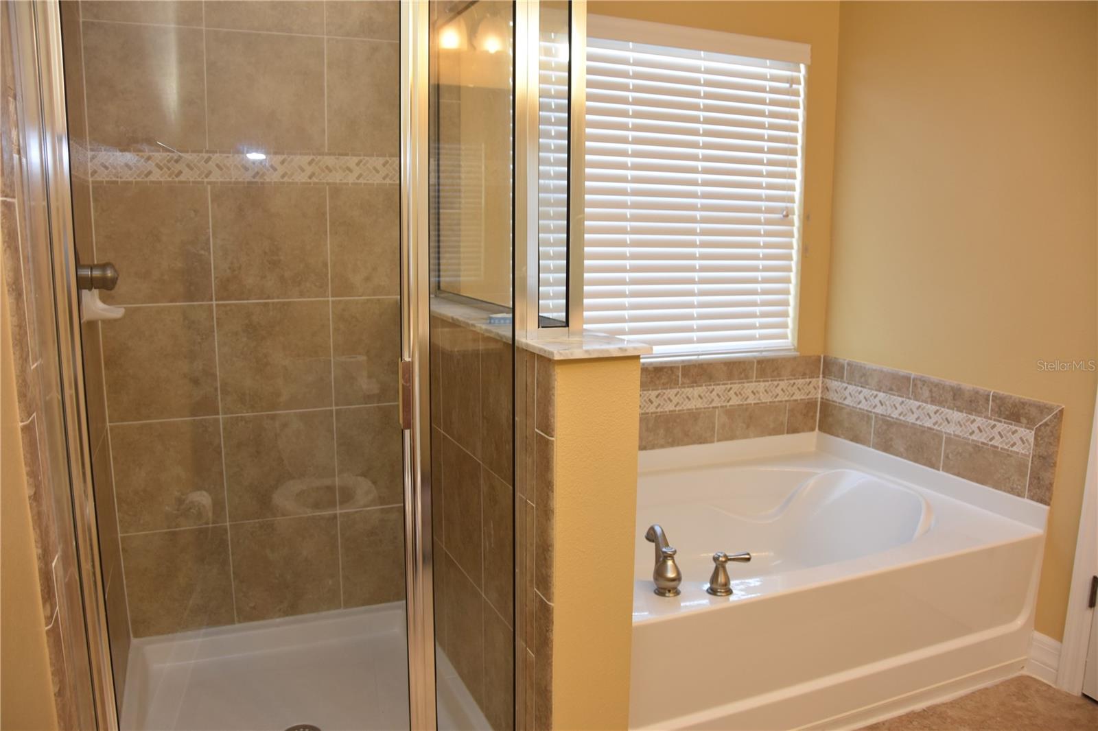 Image 30 of 54 For 2274 Geneva Drive