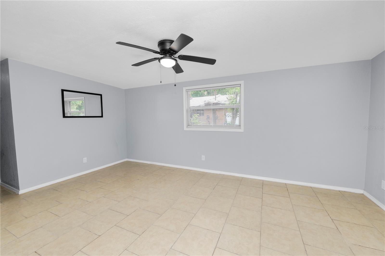 Image 21 of 42 For 114 Shelton Avenue