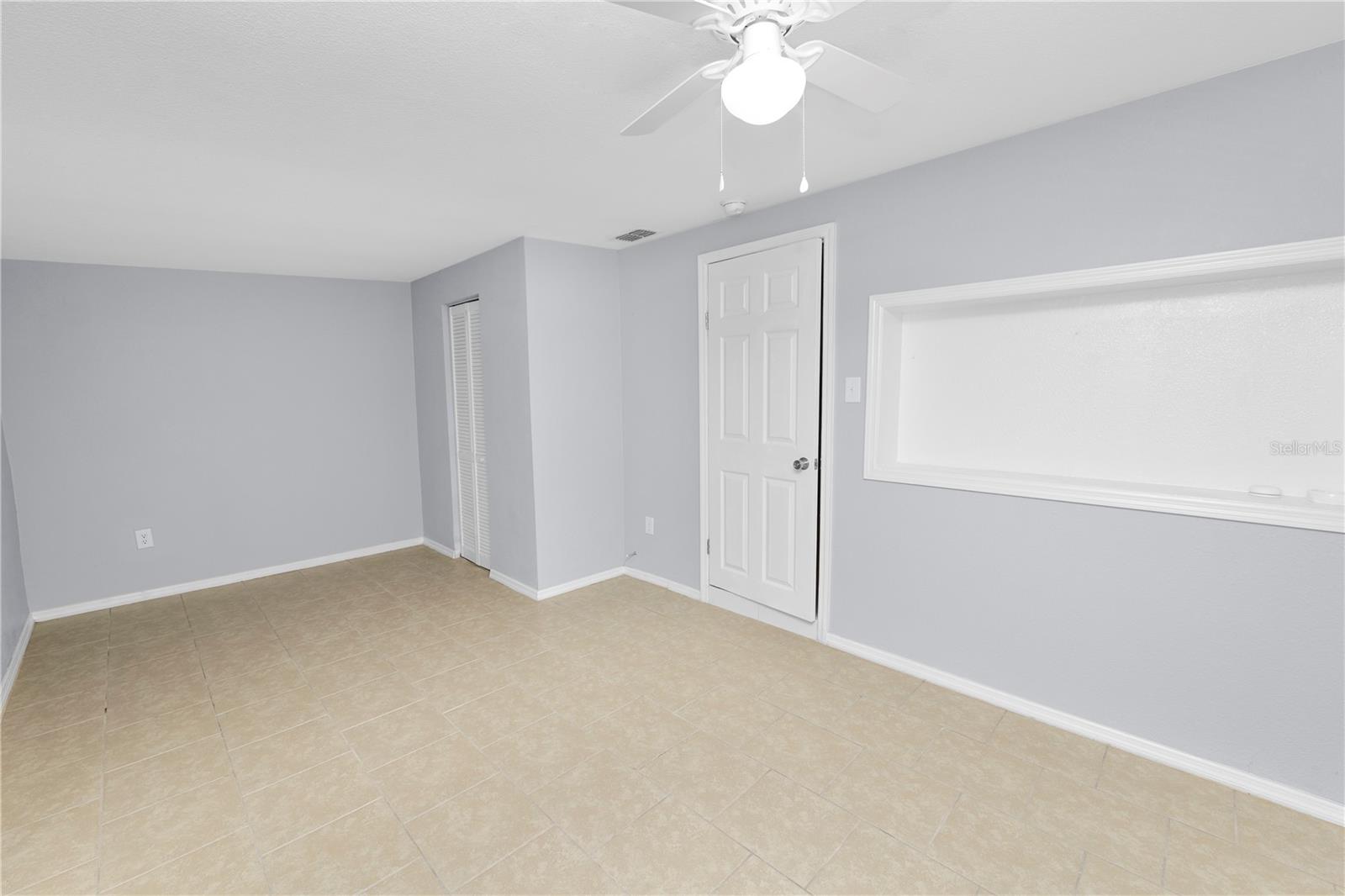 Image 31 of 42 For 114 Shelton Avenue