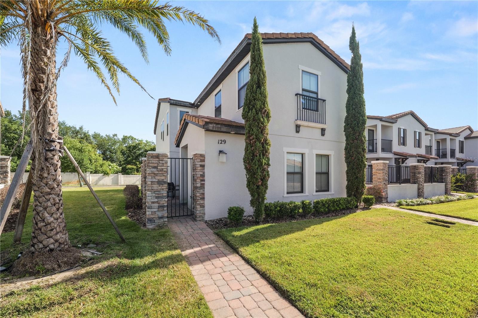 Image 4 of 19 For 129 Kenny Boulevard