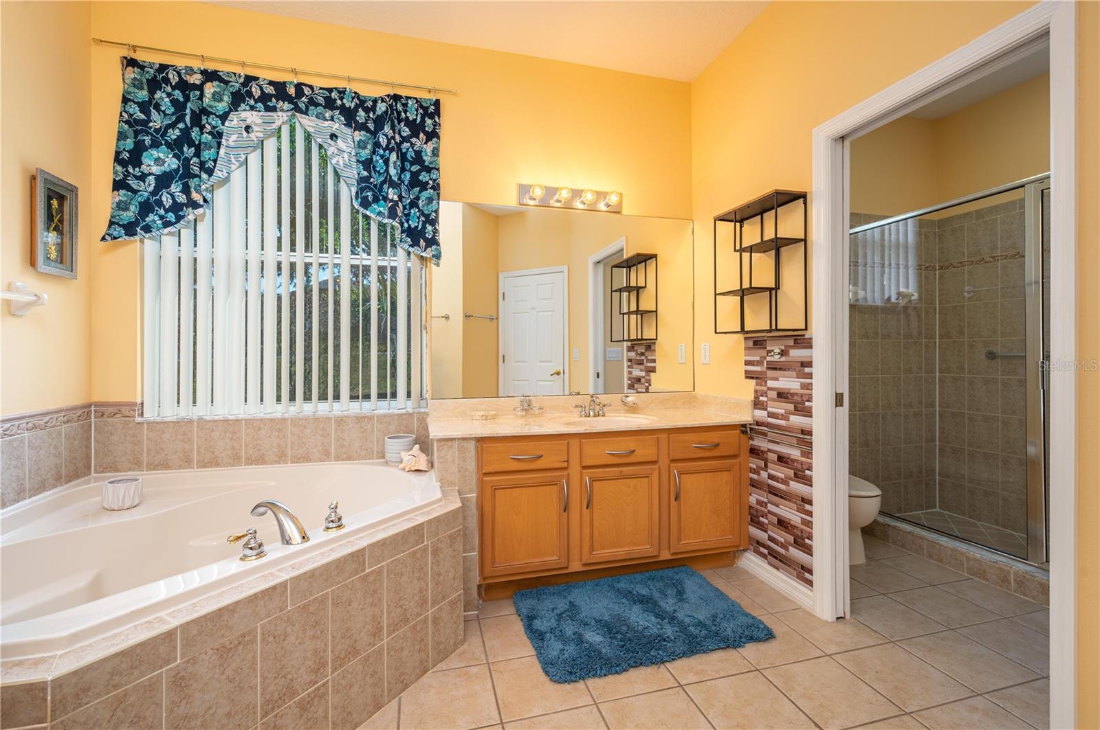 Image 15 of 54 For 106 Seneca Ln