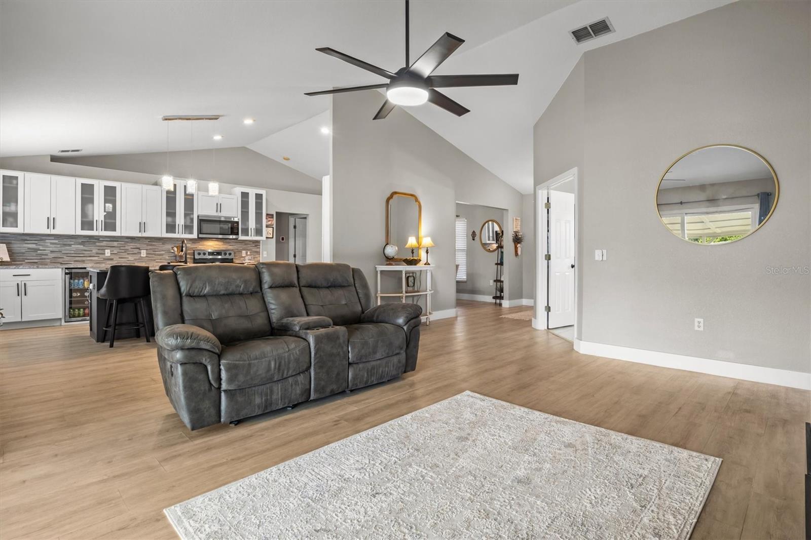 Image 16 of 40 For 5963 Hillside Heights Drive