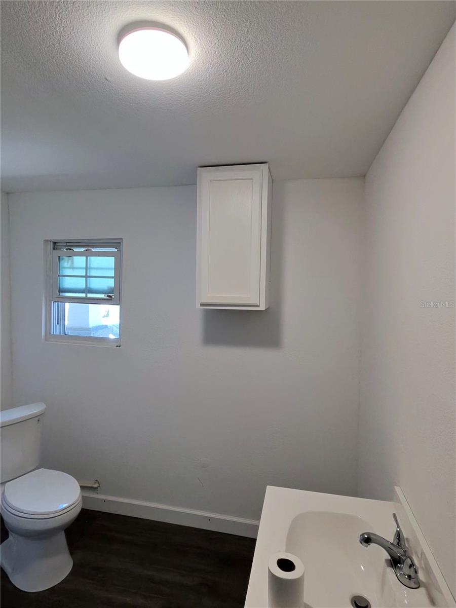 Image 11 of 14 For 411 7th Street Street