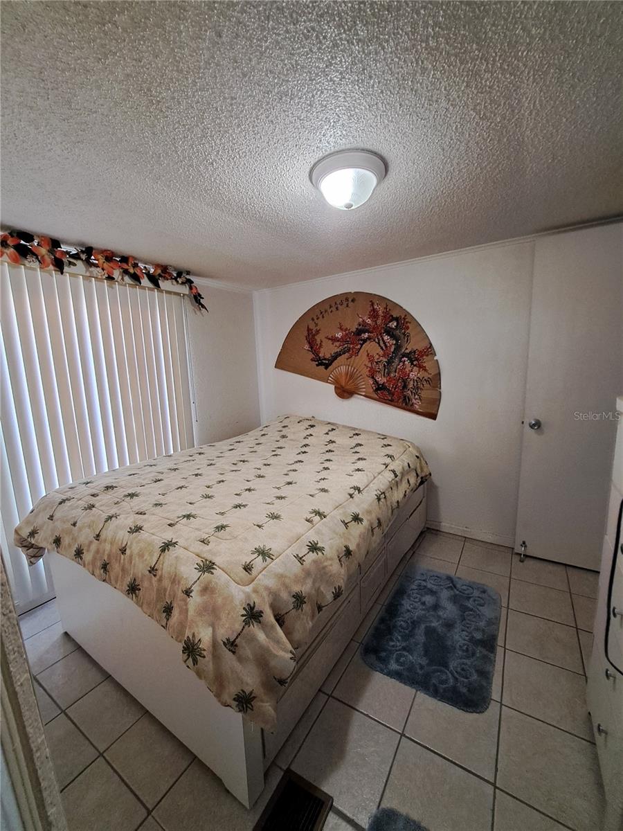 Image 11 of 37 For 119 Daisy Avenue
