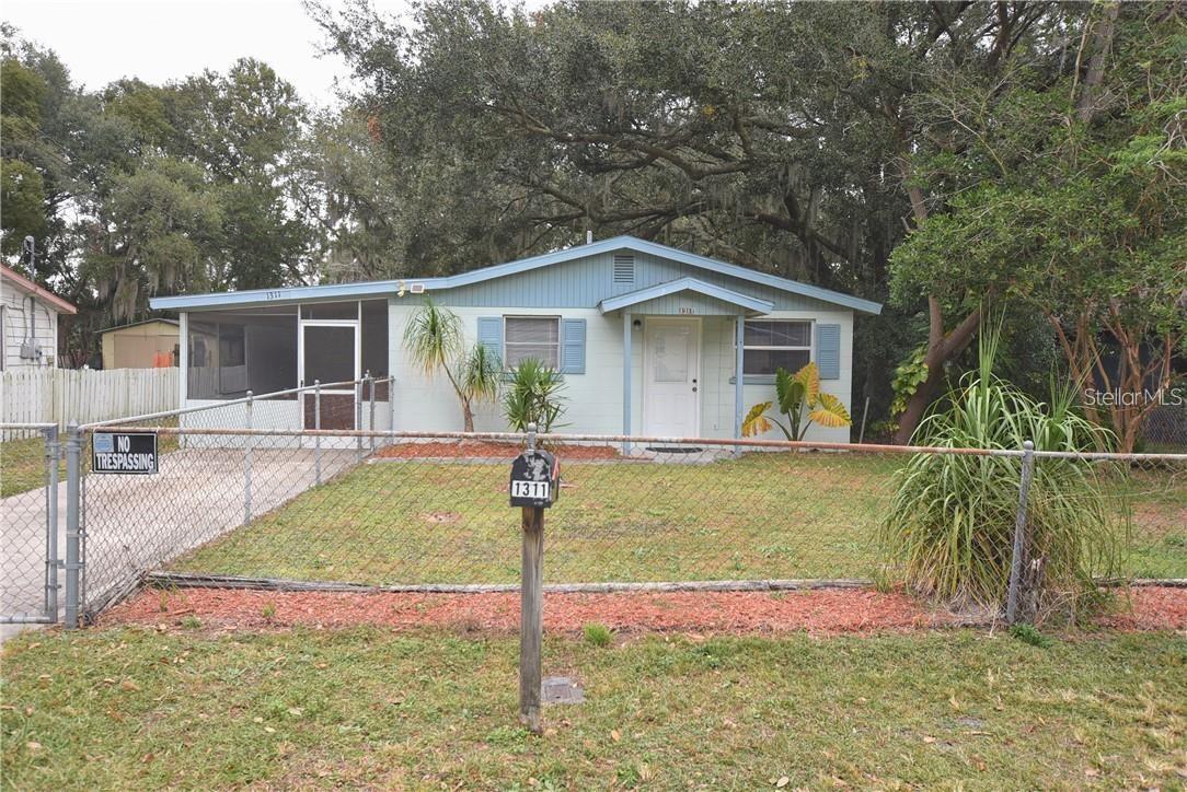 Image 2 of 20 For 1311 Standish Drive