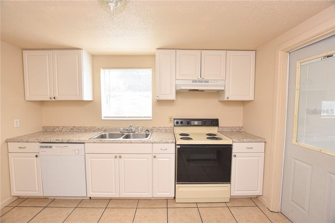 Image 9 of 20 For 1311 Standish Drive