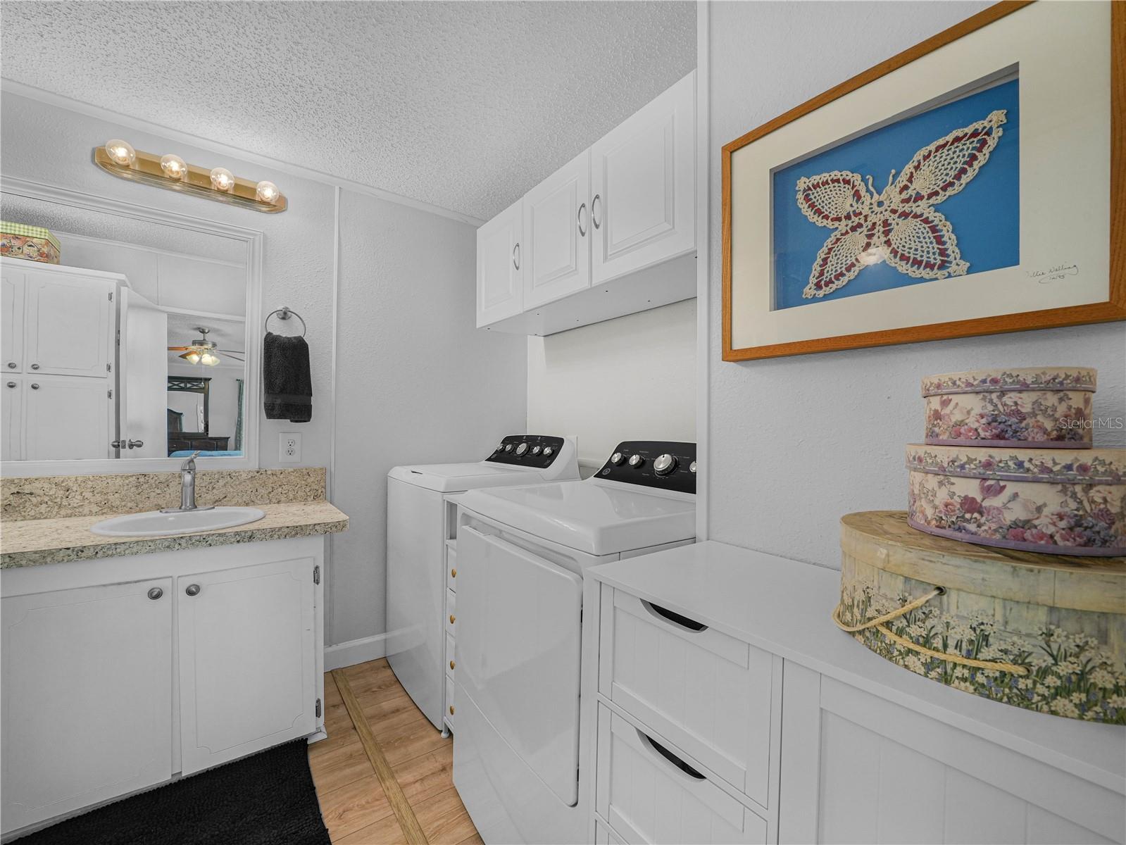 Image 16 of 32 For 4926 Deerwood Drive