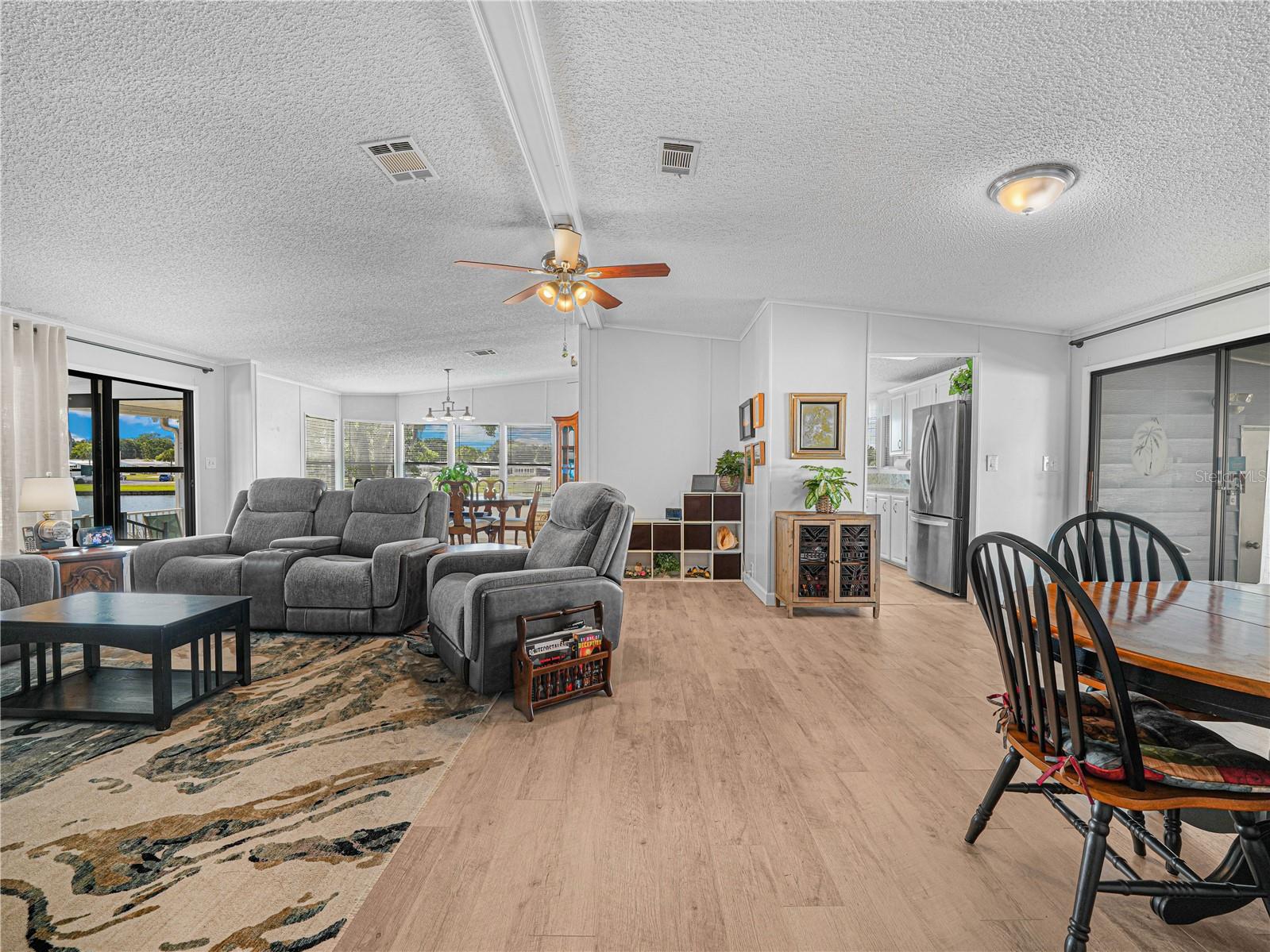 Image 5 of 32 For 4926 Deerwood Drive