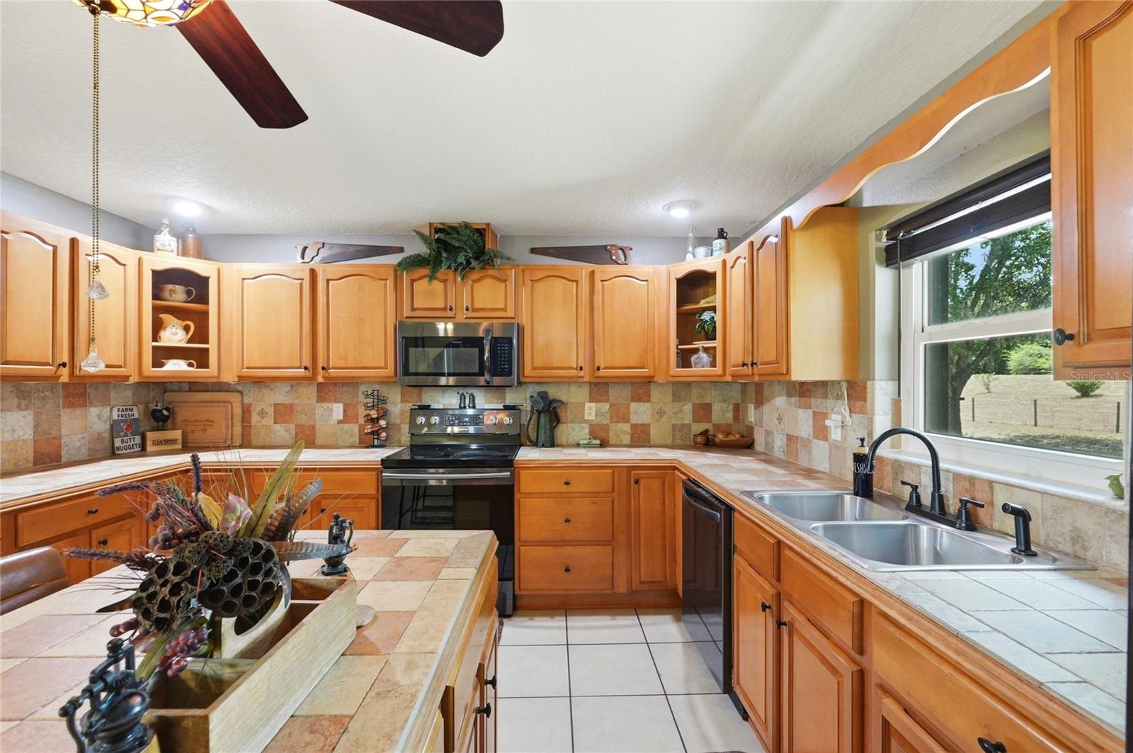 Image 18 of 52 For 39000 Sparkman Road