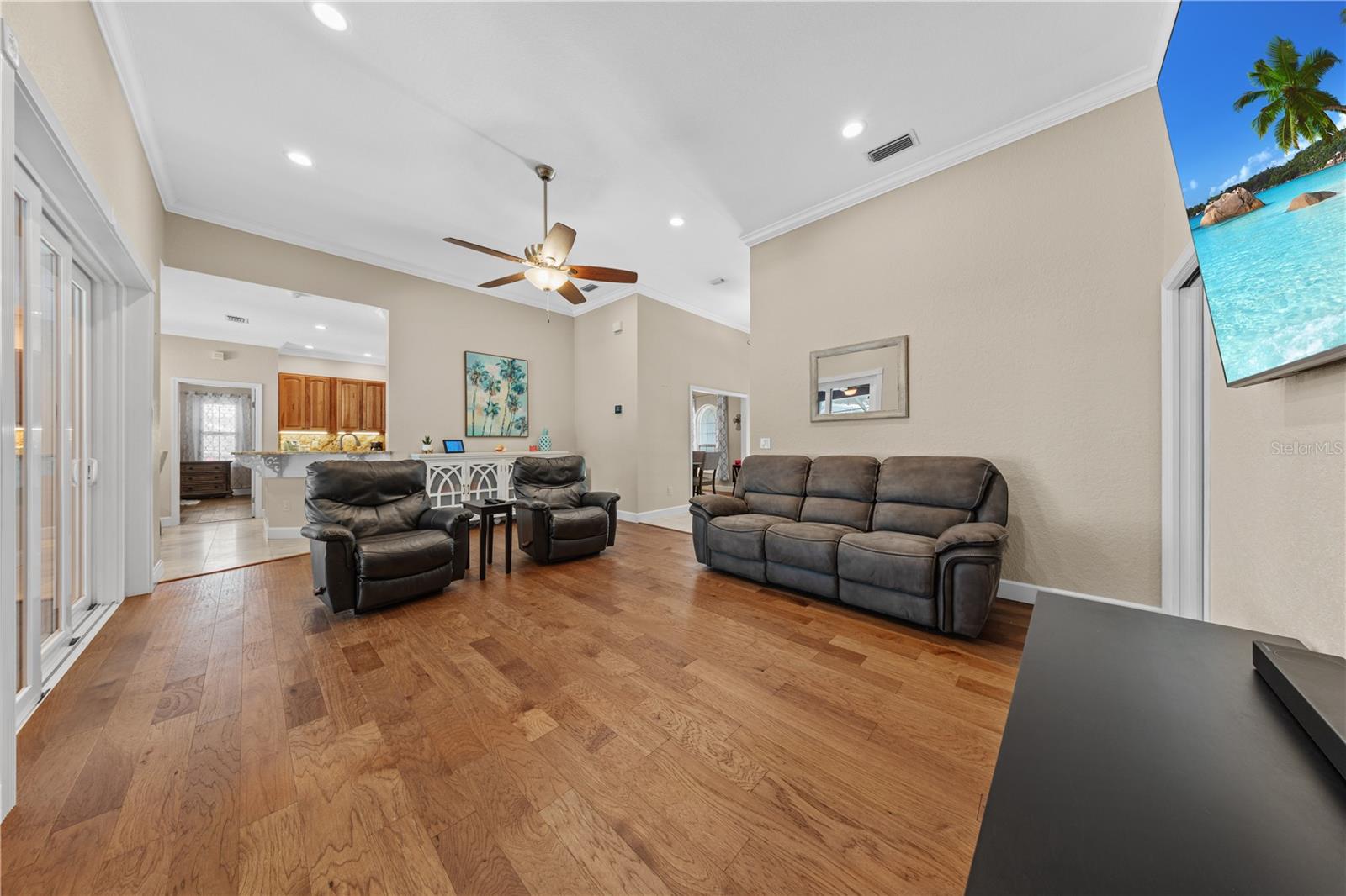 Image 15 of 95 For 1095 Lake Hamilton Drive