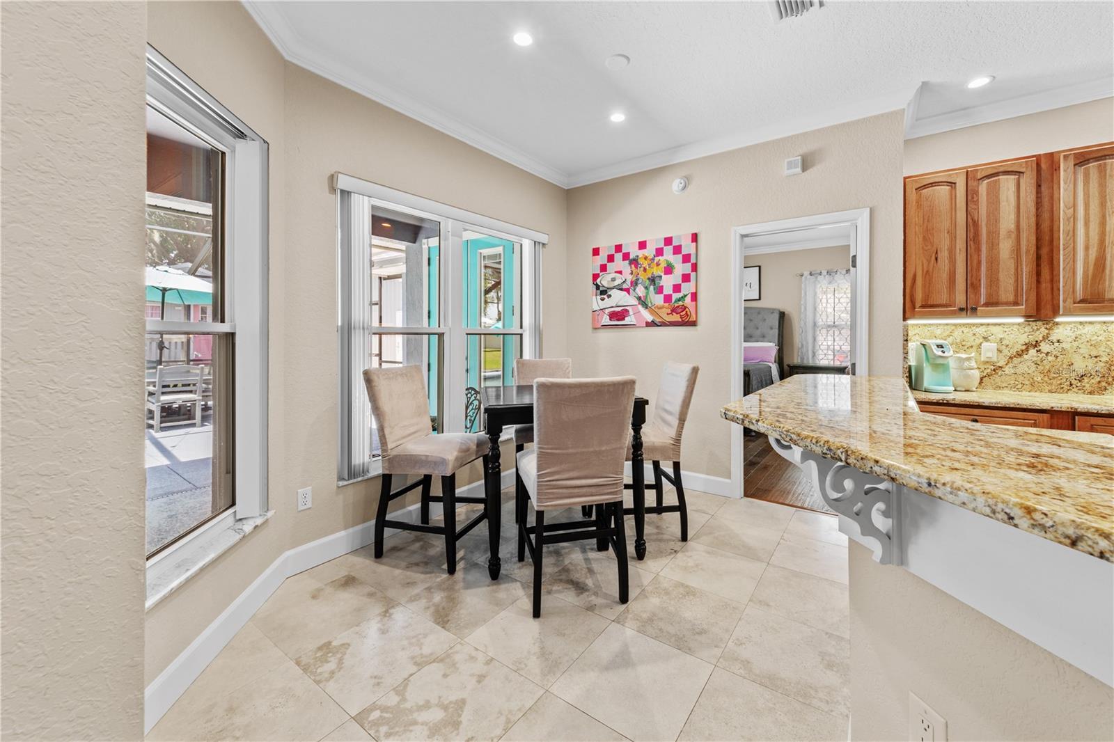 Image 18 of 95 For 1095 Lake Hamilton Drive