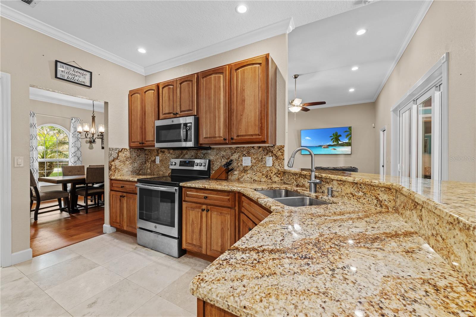 Image 21 of 95 For 1095 Lake Hamilton Drive