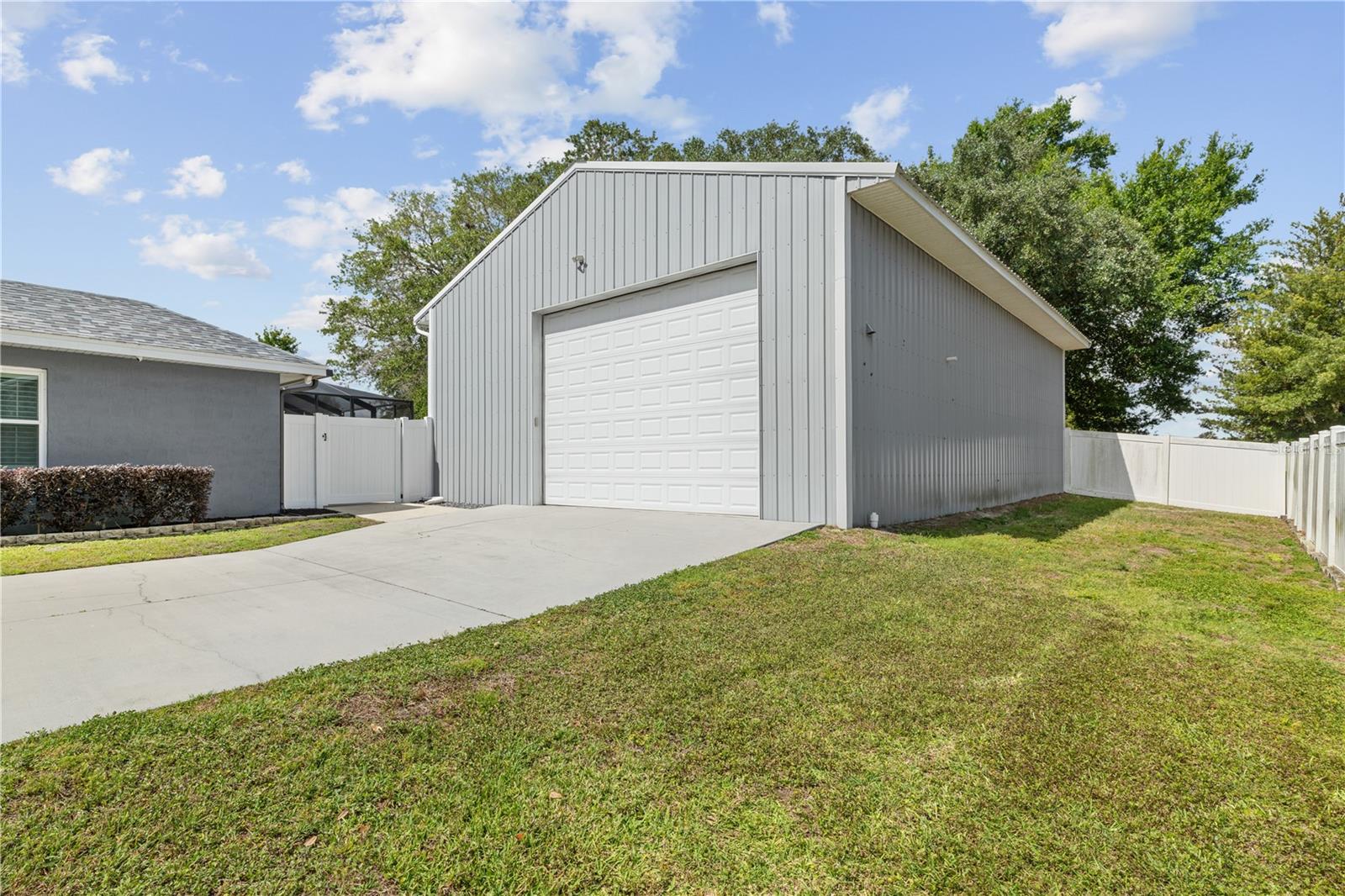 Image 65 of 95 For 1095 Lake Hamilton Drive