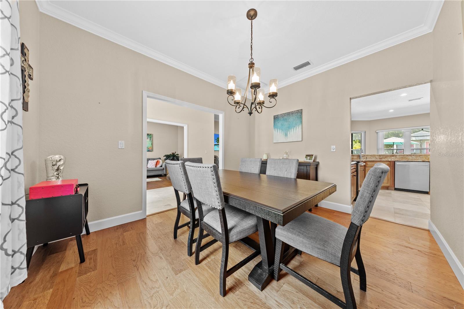 Image 8 of 95 For 1095 Lake Hamilton Drive