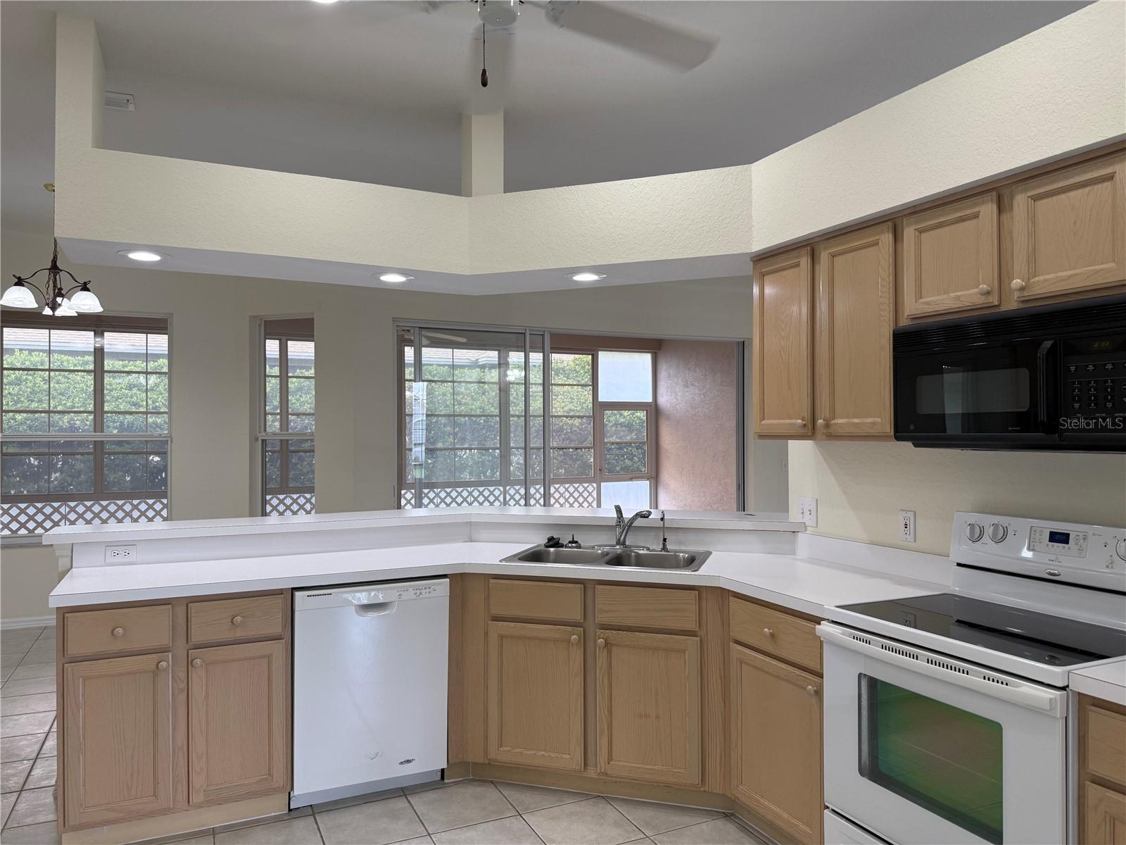 Image 4 of 18 For 2805 Honeywell Place