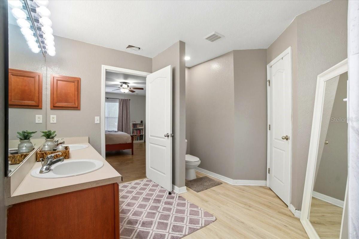 Image 20 of 48 For 3035 Fort Socrum Village Boulevard