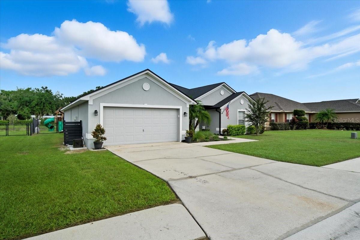Image 36 of 48 For 3035 Fort Socrum Village Boulevard