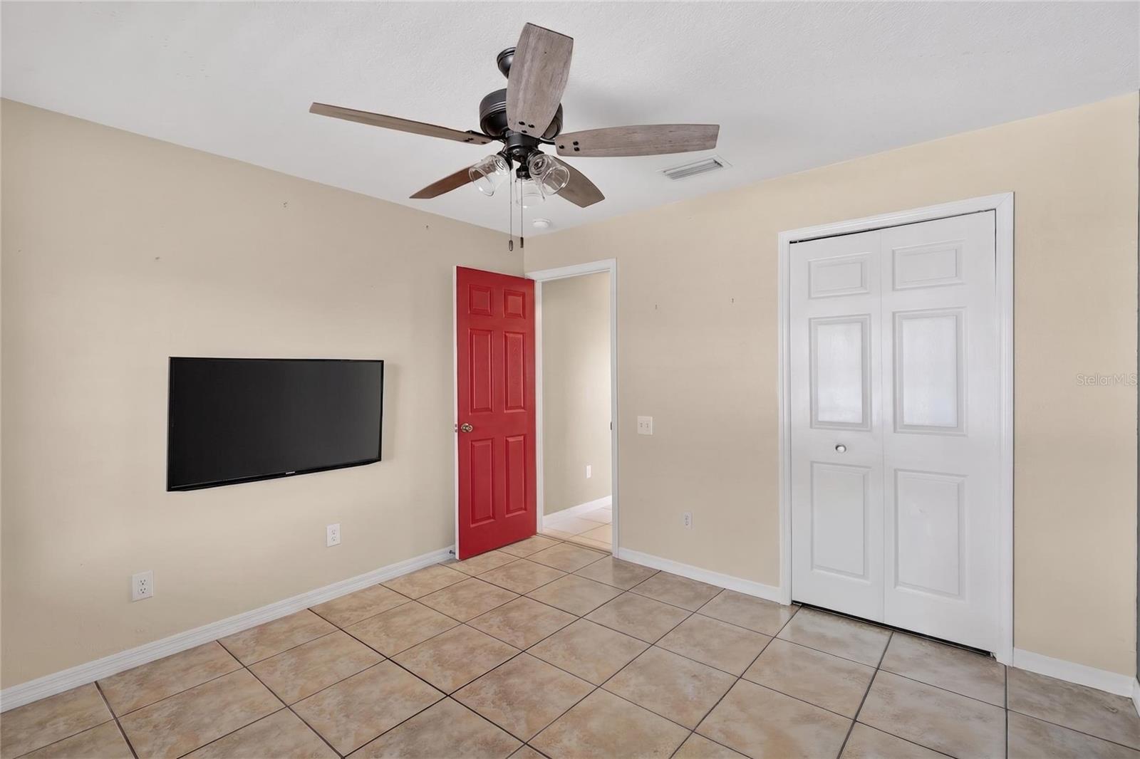 Image 30 of 48 For 12119 Colonial Estates Lane