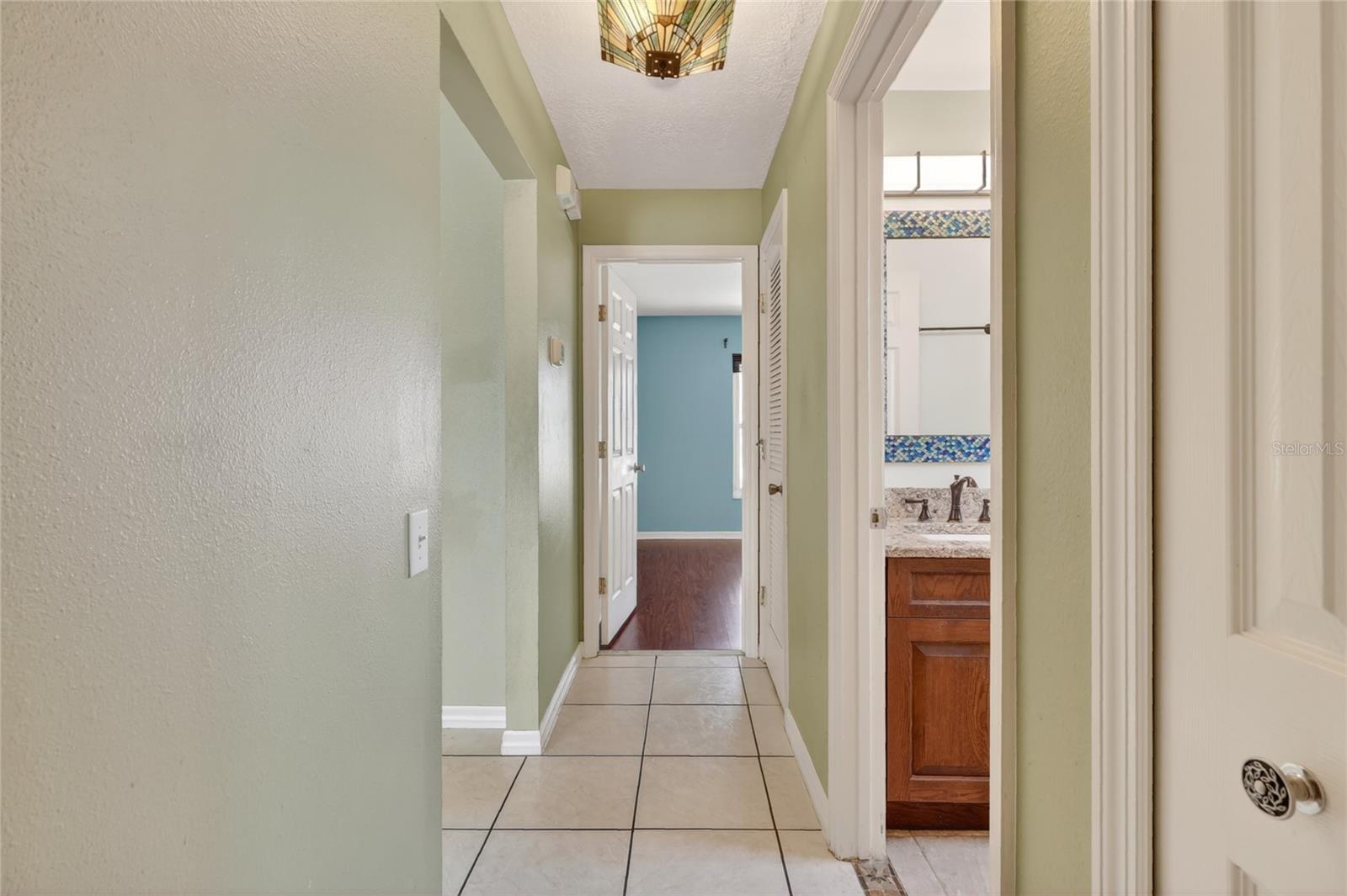 Image 31 of 48 For 12119 Colonial Estates Lane