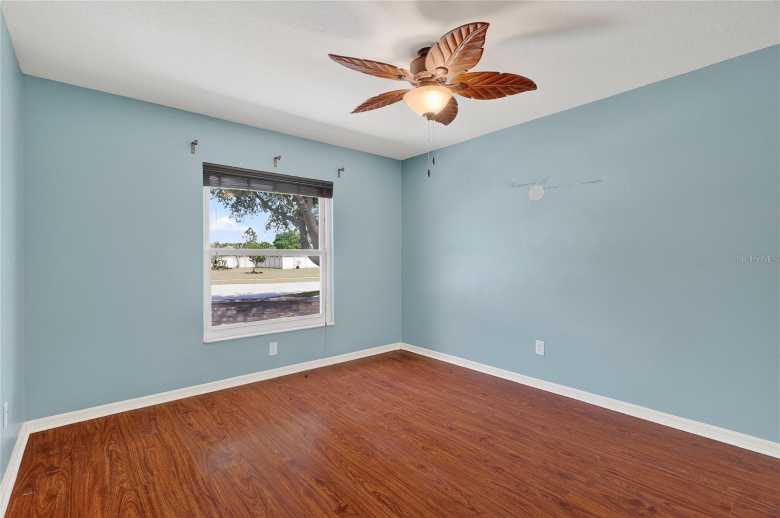 Image 32 of 48 For 12119 Colonial Estates Lane