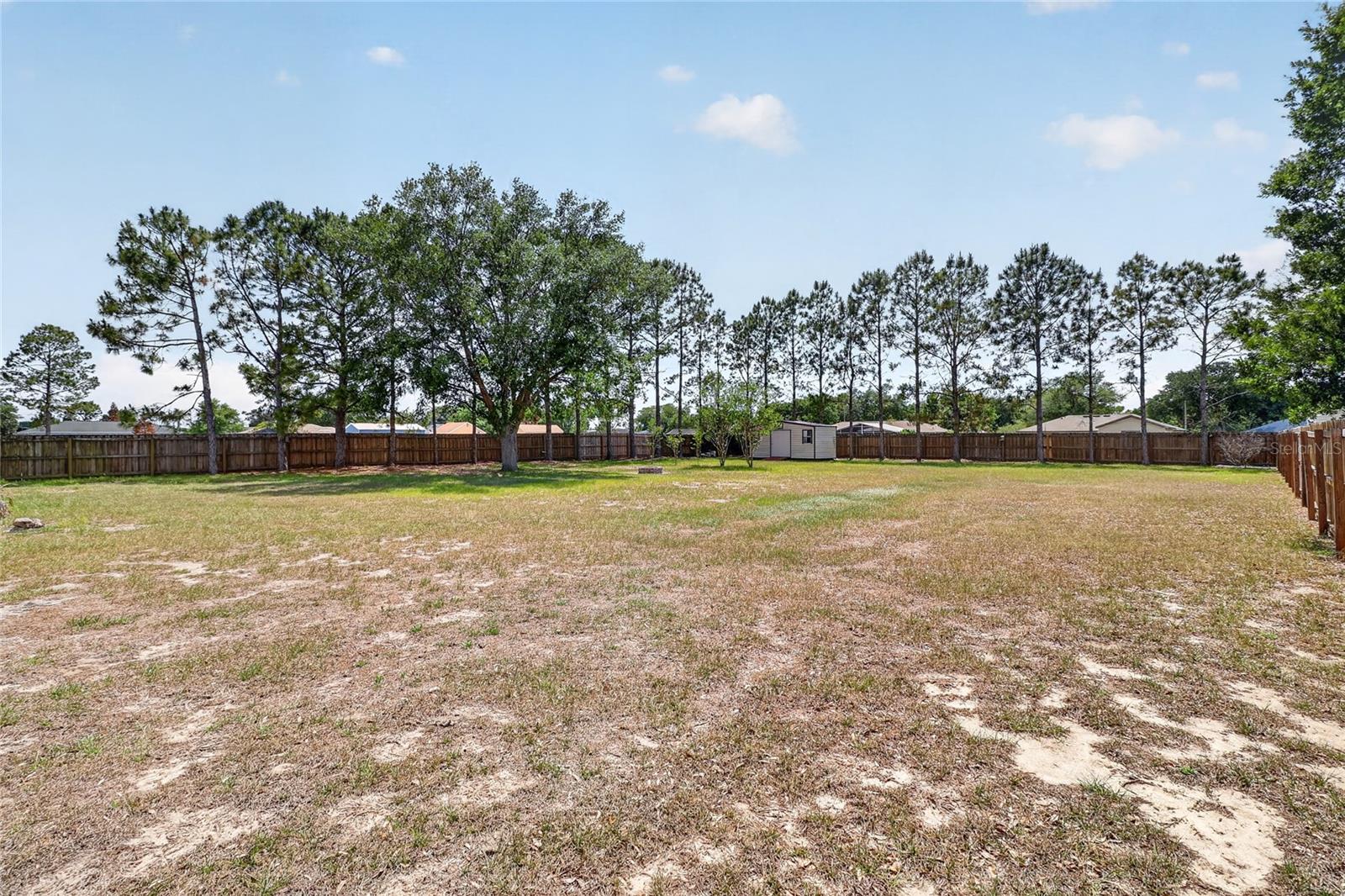 Image 40 of 48 For 12119 Colonial Estates Lane