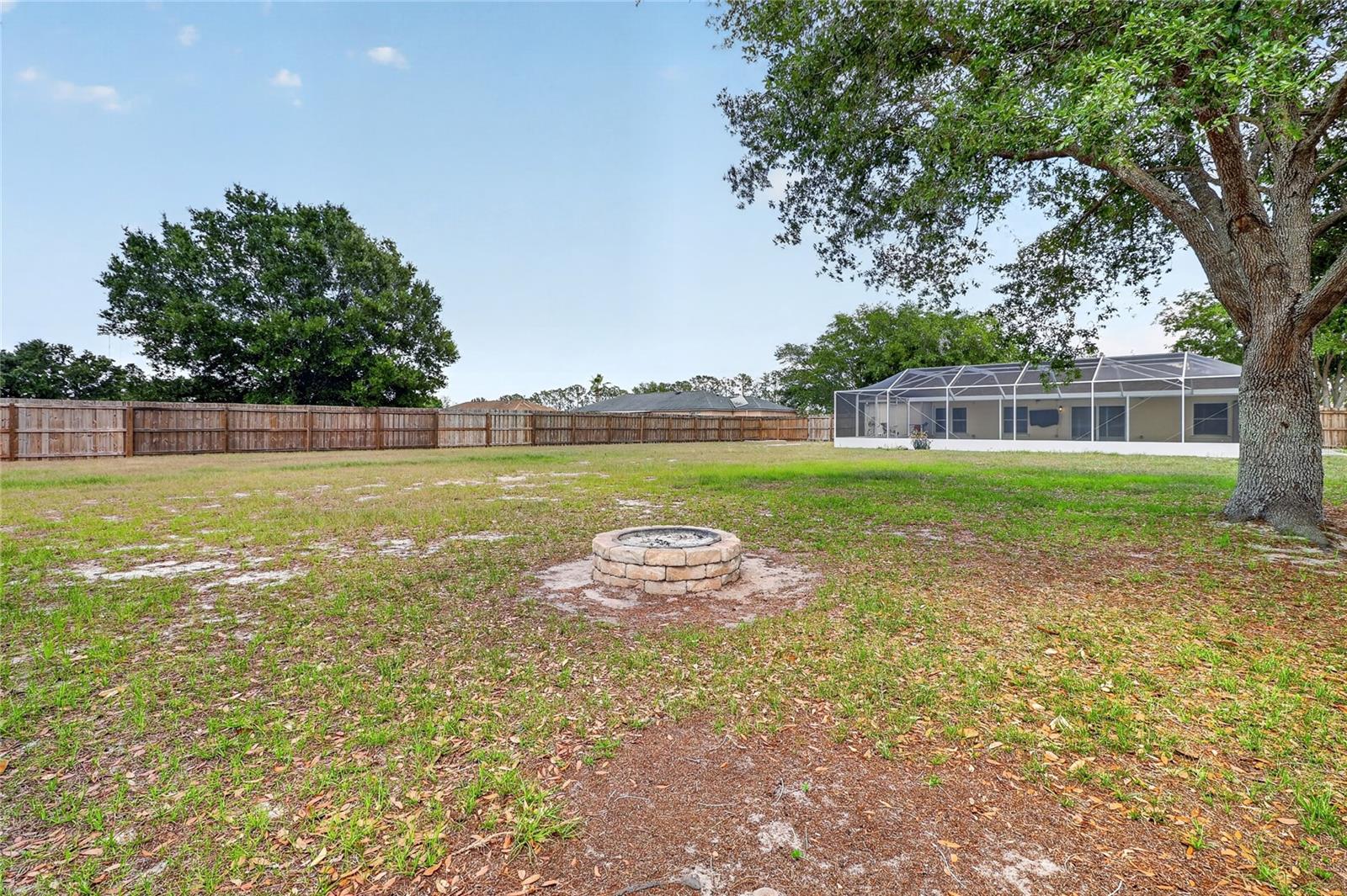 Image 44 of 48 For 12119 Colonial Estates Lane