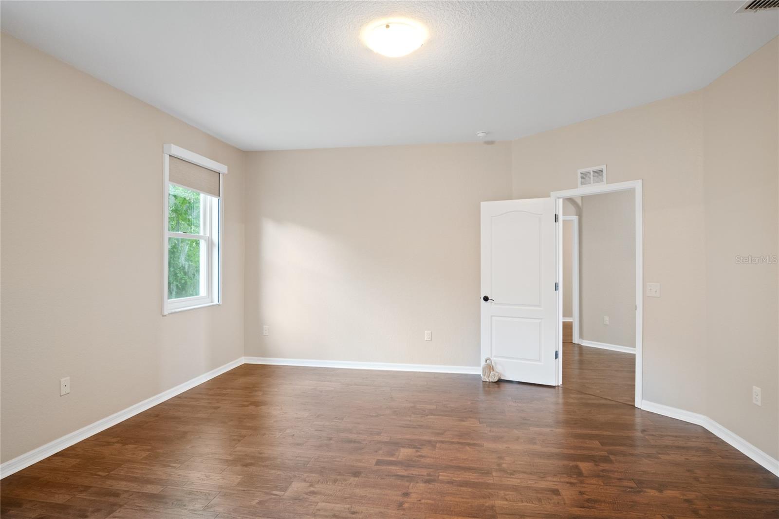 Image 24 of 40 For 6246 Silver Leaf Lane
