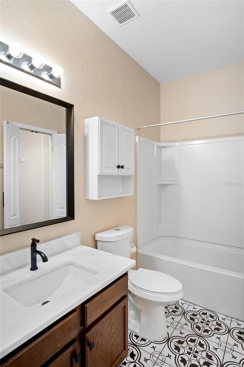 Image 30 of 40 For 6246 Silver Leaf Lane