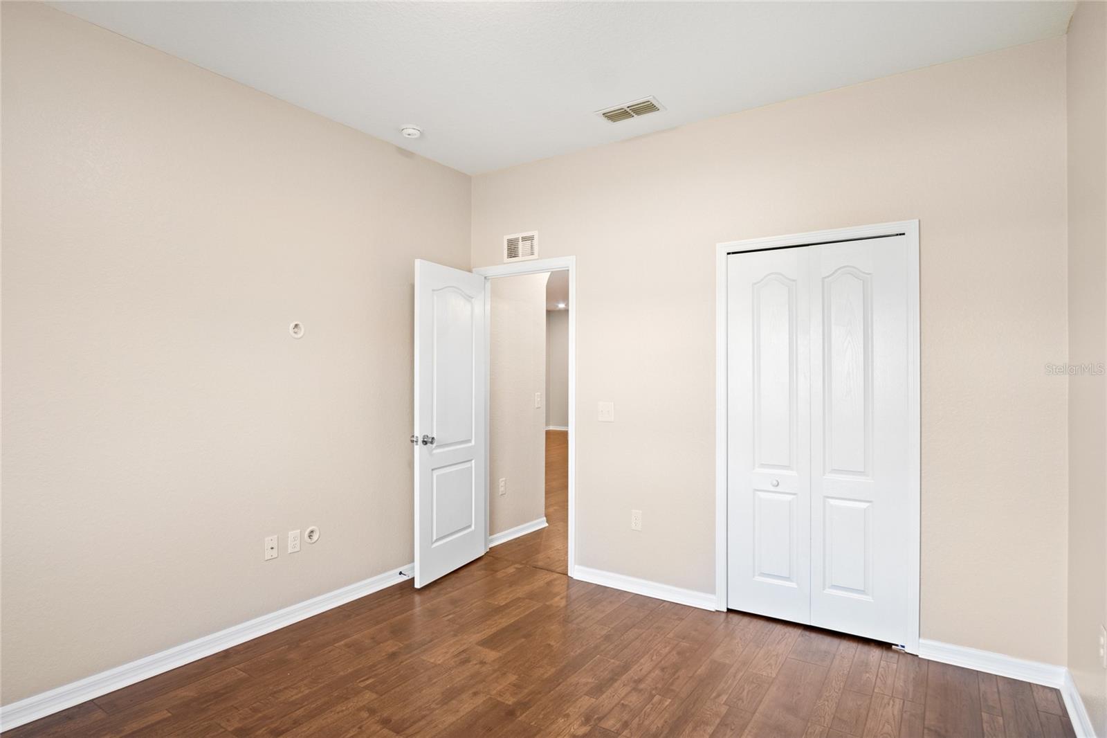 Image 31 of 40 For 6246 Silver Leaf Lane