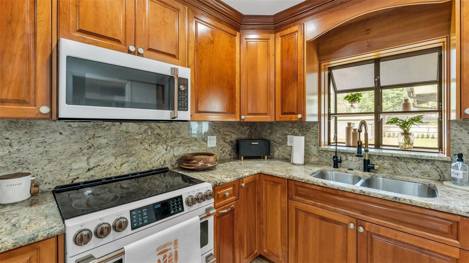 Image 13 of 62 For 4216 Forest Hills Drive
