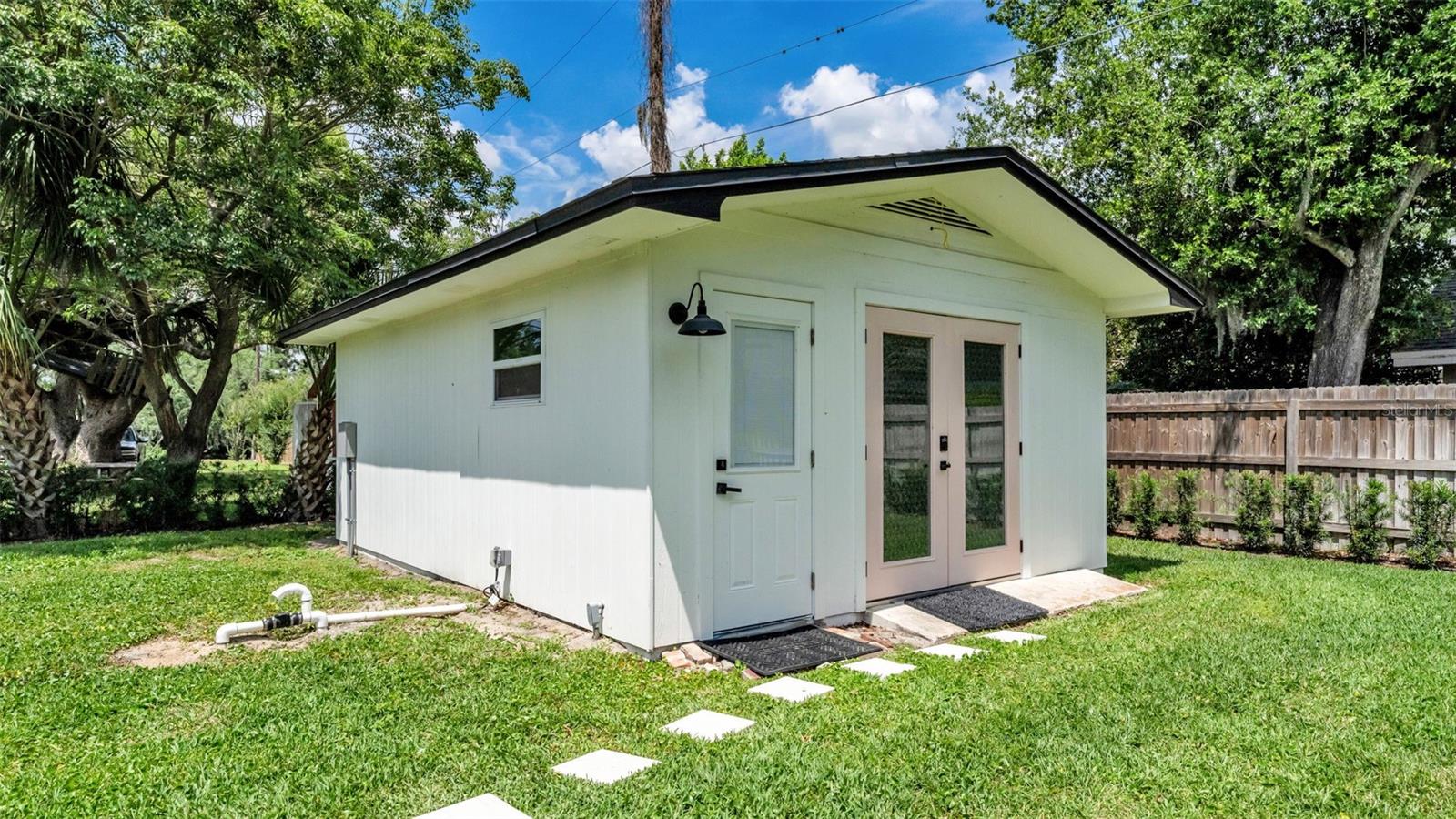 Image 2 of 62 For 4216 Forest Hills Drive