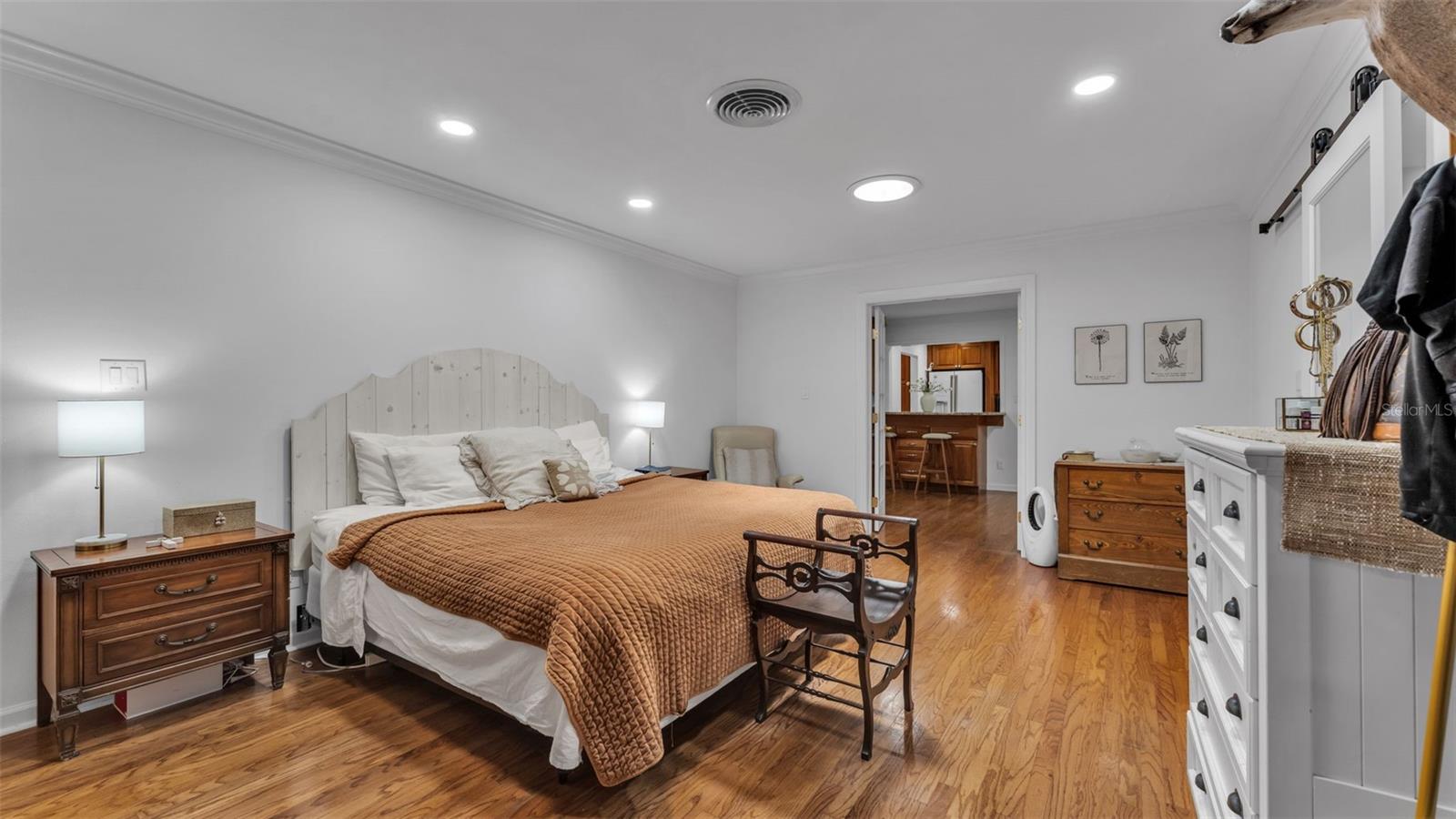 Image 20 of 62 For 4216 Forest Hills Drive