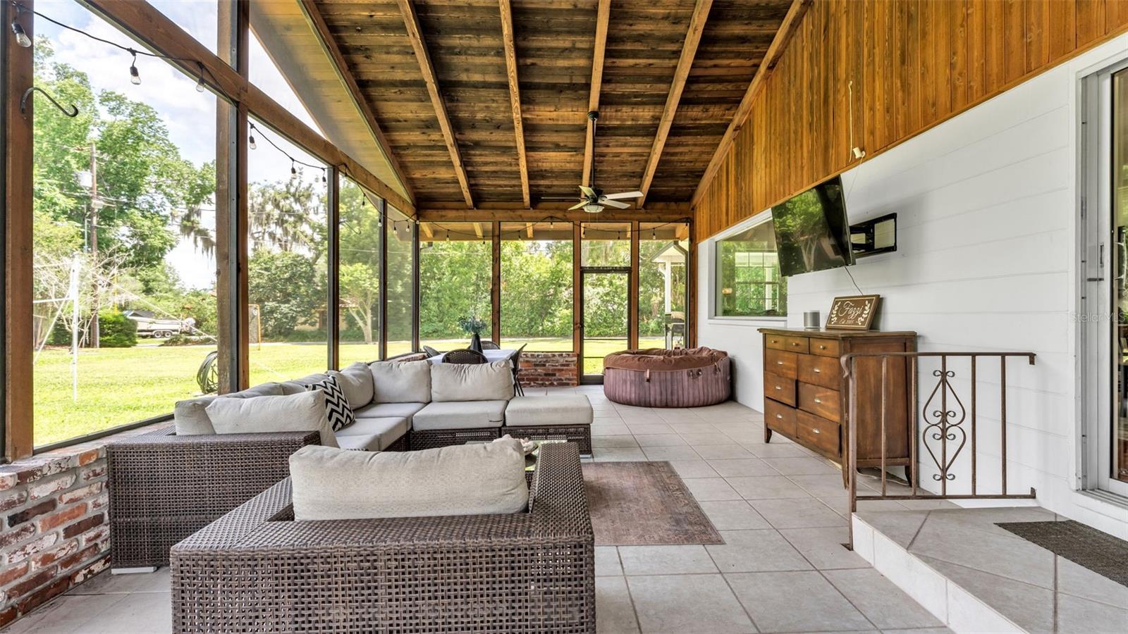 Image 40 of 62 For 4216 Forest Hills Drive