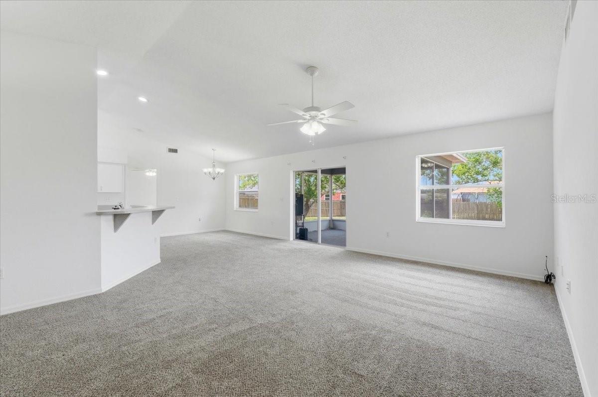 Image 4 of 44 For 3221 Merlot Drive